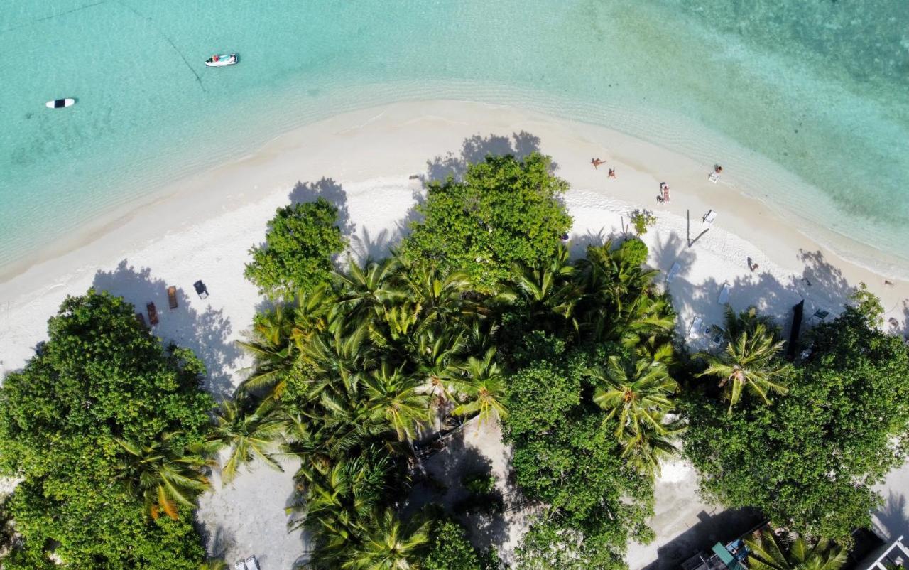 Iru Maldives Hotel Thulusdhoo Exterior foto
