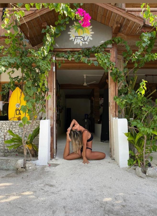 Iru Maldives Hotel Thulusdhoo Exterior foto