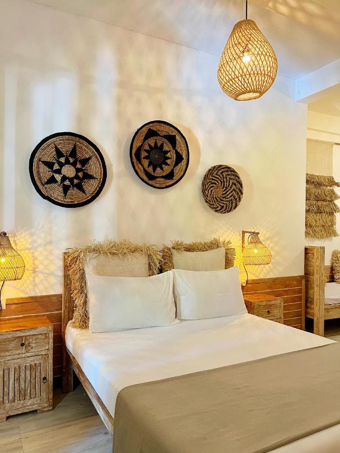 Iru Maldives Hotel Thulusdhoo Exterior foto
